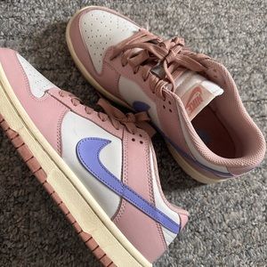 Women’s dunks sz 8
